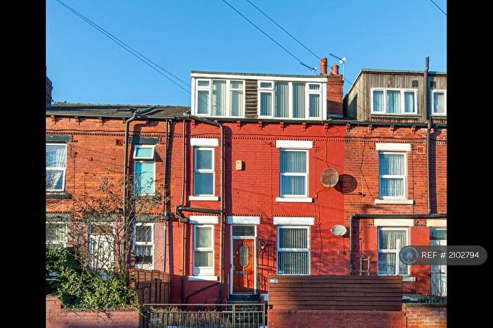3 Bedroom Terraced House To Rent In Strathmore Avenue, Leeds, LS9