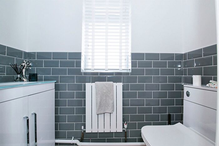 3 Bedroom Property To Rent In Bell Close, Stilton, Peterborough, PE7