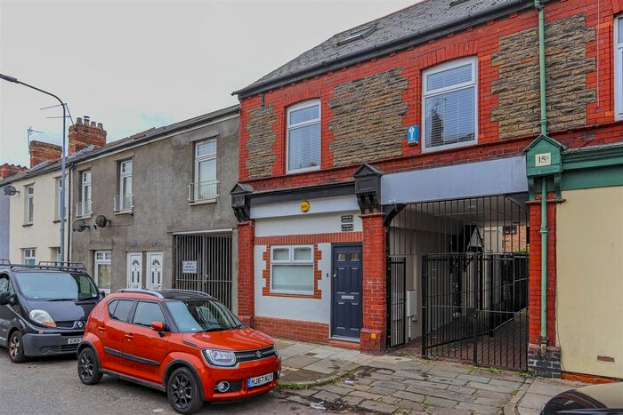 1 Bedroom Flat To Rent In Clive Road, Canton, Cardiff, CF5