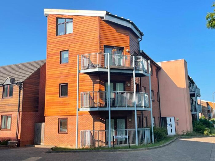 1 Bedroom Apartment For Sale In Staverton Grove, Broughton, Milton Keynes, MK10