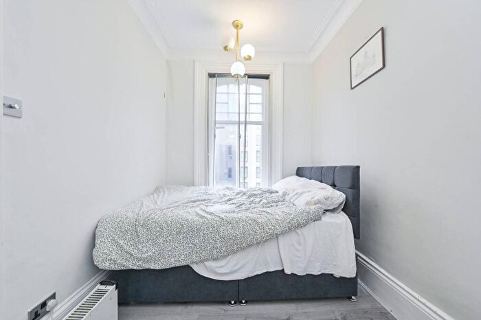 1 Bedroom Flat To Rent In Old Marylebone Road, Marylebone, London, NW1