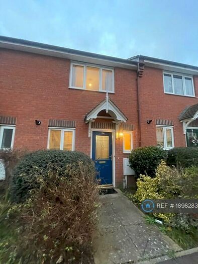 2 Bedroom Terraced House To Rent In Highfield Road, Wellingborough, NN8