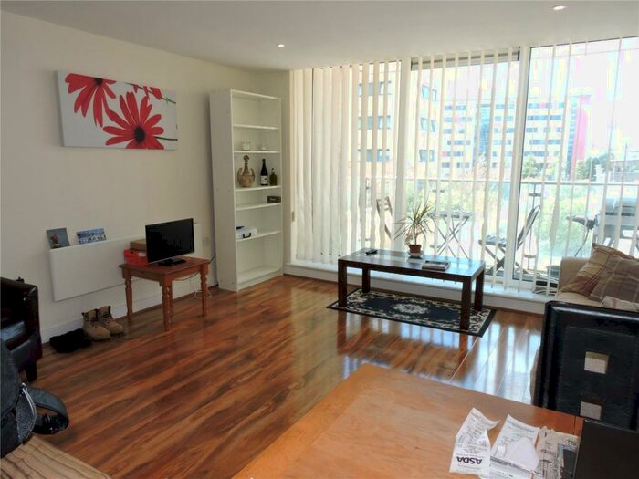 2 Bedroom Flat To Rent In Drift Court, Basin Approach, E16