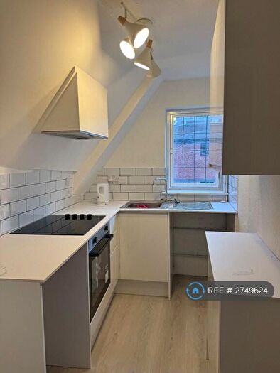 2 Bedroom Flat To Rent In Smith Street, Warwick, CV34