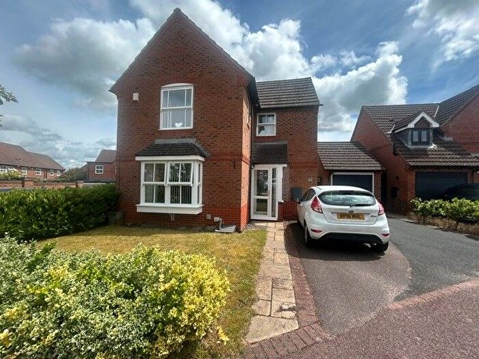 3 Bedroom Property To Rent In Deans Slade Drive, Lichfield, WS14