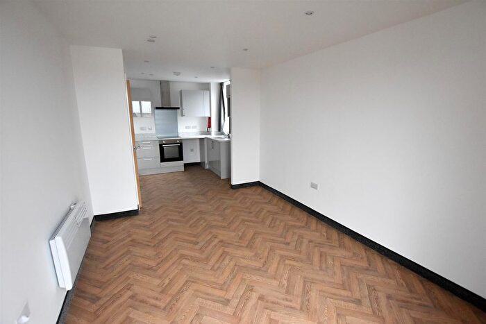 2 Bedroom Flat To Rent In Fleet Street, Leicester, LE1