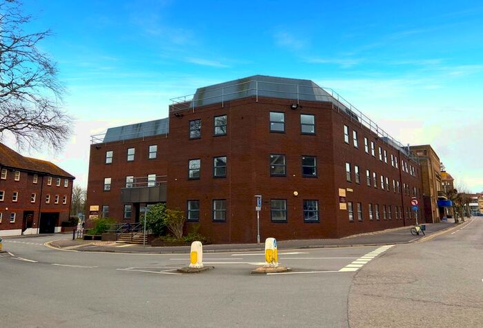 Studio To Rent In Corporation Street, Taunton, TA1