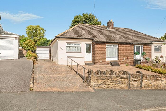2 Bedroom Semi-Detached Bungalow For Sale In Netheroyd Hill Road, Cowcliffe, Huddersfield, HD2