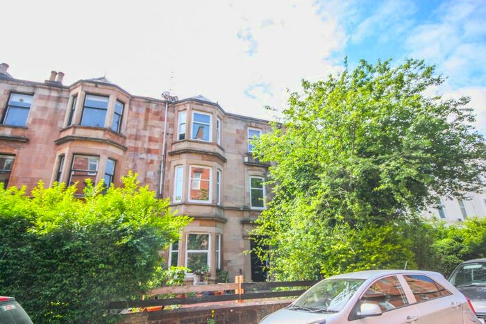 2 Bedroom Flat To Rent In Camphill Avenue, Glasgow, G41