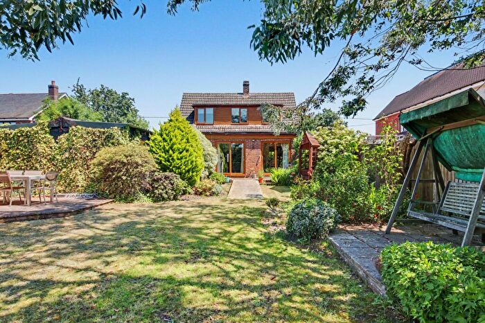 3 Bedroom Detached House For Sale In Manor Road, Durley, SO32