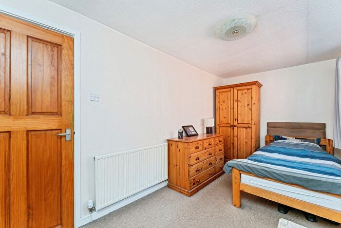 3 Bedroom End Terrace House For Sale In King Street, Cefn Mawr, Wrexham, LL14