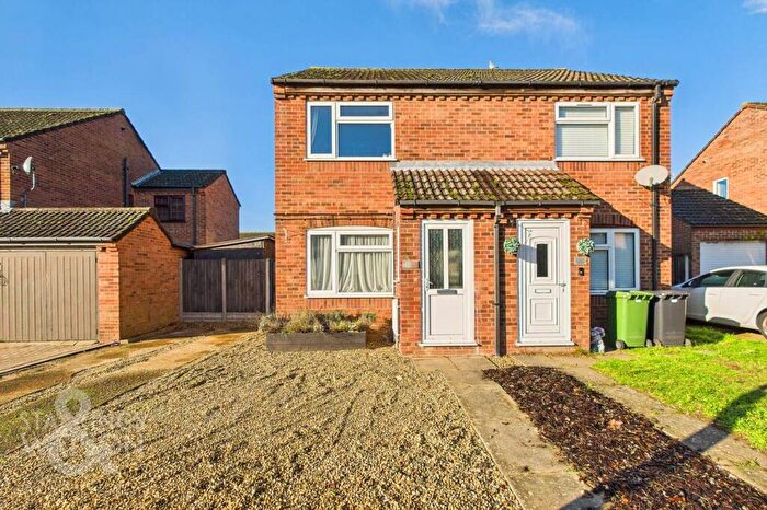 2 Bedroom Semi Detached House For Sale In Richmond Road, New Costessey, Norwich, NR5
