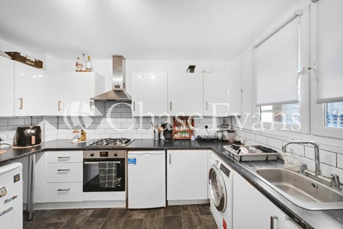 3 Bedroom Flat For Sale In Seyssel Street, Isle Of Dogs, London, E14