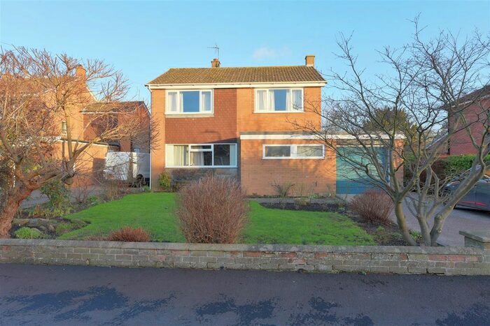 4 Bedroom Detached House For Sale In Northfield Avenue, Appleton Roebuck, York, YO23