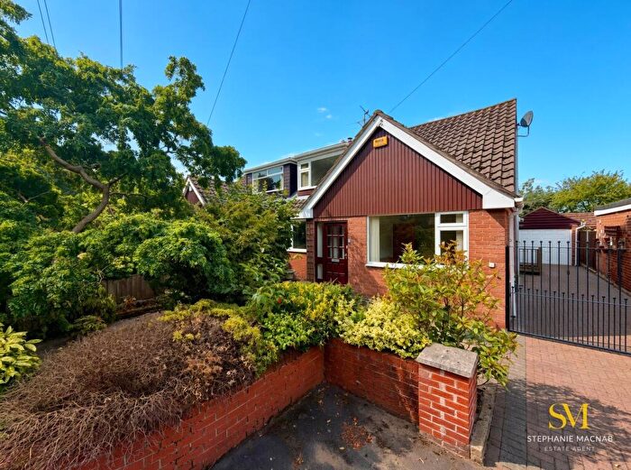 3 Bedroom Semi-Detached Bungalow For Sale In St Annes Path, Formby, Liverpool, L37