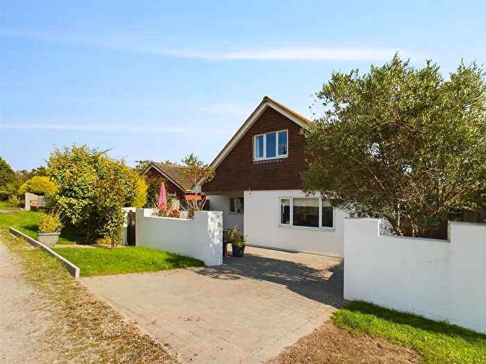 4 Bedroom Property To Rent In Northwood Avenue, Saltdean, Brighton, BN2