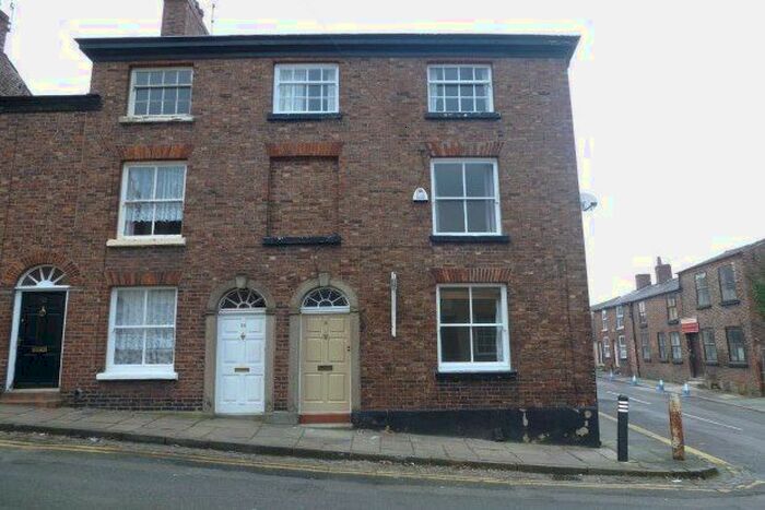 3 Bedroom Terraced House To Rent In Chapel Street, Macclesfield SK11