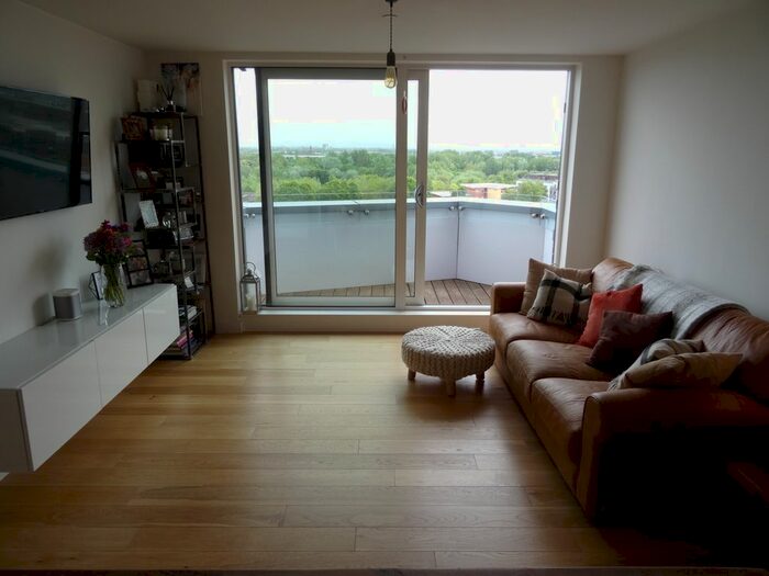 2 Bedroom Flat To Rent In Munday Street, Manchester, M4