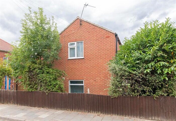 1 Bedroom Flat To Rent In Lower Cambridge Street, Loughborough, Leicestershire, LE11