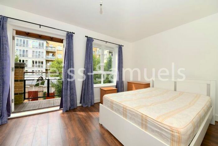 5 Bedroom Town House To Rent In Ferry Street, Isle Of Dogs, E14