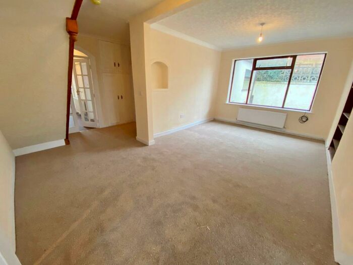 4 Bedroom Bungalow To Rent In Catford Lane, Little Eccleston, Preston, PR3