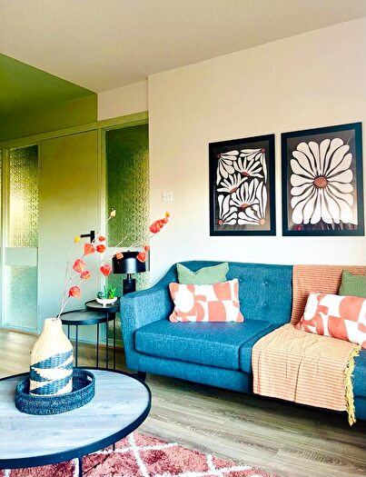 2 Bedroom Serviced Apartments To Rent In Castle Gait, Paisley, Renfrewshire, PA1