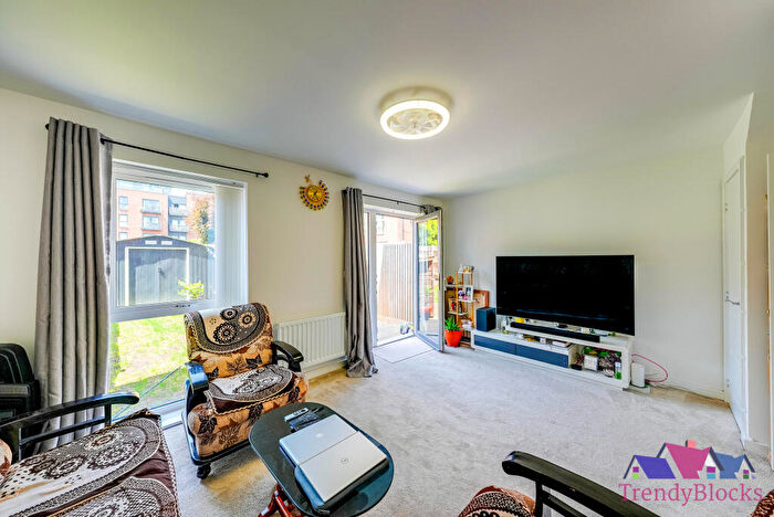 4 Bedroom Terraced House For Sale In Victoria Road, Southampton, SO19