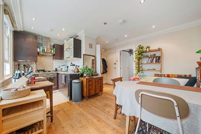 1 Bedroom Flat To Rent In Hornsey Road, London, N19