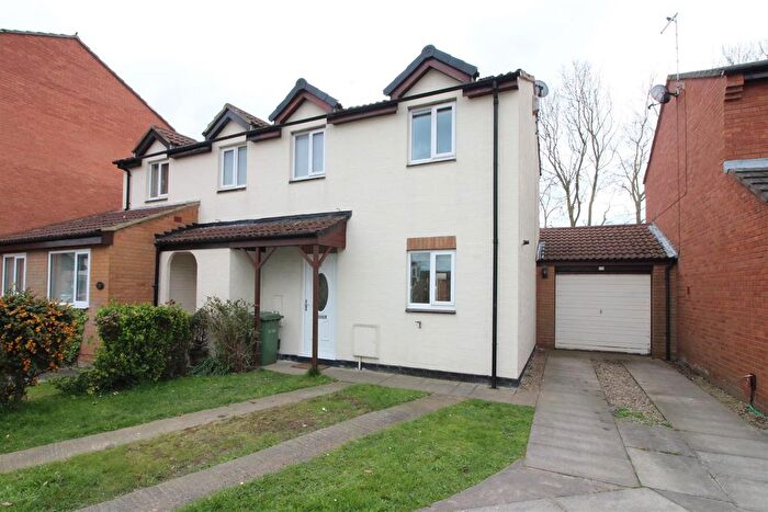 2 Bedroom Semi-Detached House To Rent In Northpark, Billingham, TS23