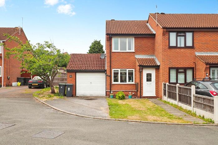 2 Bedroom End Of Terrace House For Sale In Camdale Close, Beeston, Nottingham, NG9