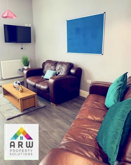 8 Bedroom Semi-Detached House To Rent In Croxteth Road, Liverpool, Merseyside, L8