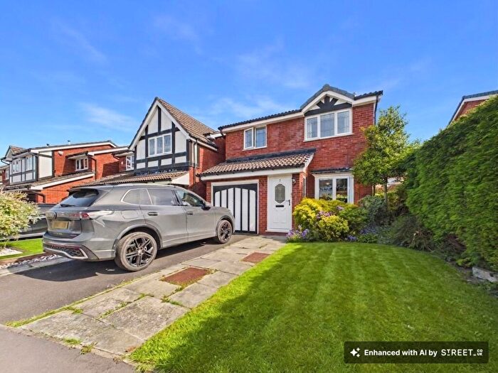 3 Bedroom Detached House For Sale In Wycombe Drive, Astley, M29