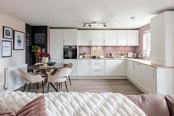 3 Bedroom Apartment For Sale In Turnhouse Road, Edinburgh, EH12