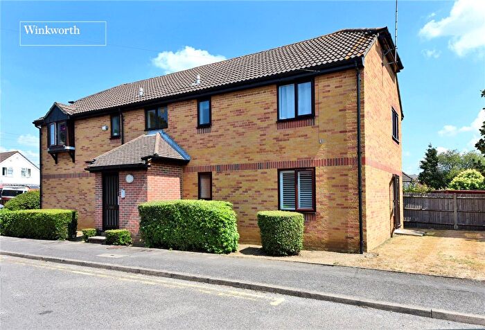 1 Bedroom Flat For Sale In Chelsea Gardens, Cheam, Sutton, SM3
