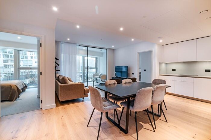 2 Bedroom Flat To Rent In Electric Boulevard Battersea, SW11