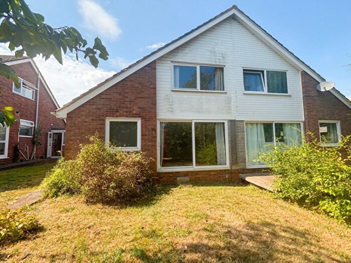 3 Bedroom Semi-Detached House To Rent In Hatchmere, Thornbury, BS35