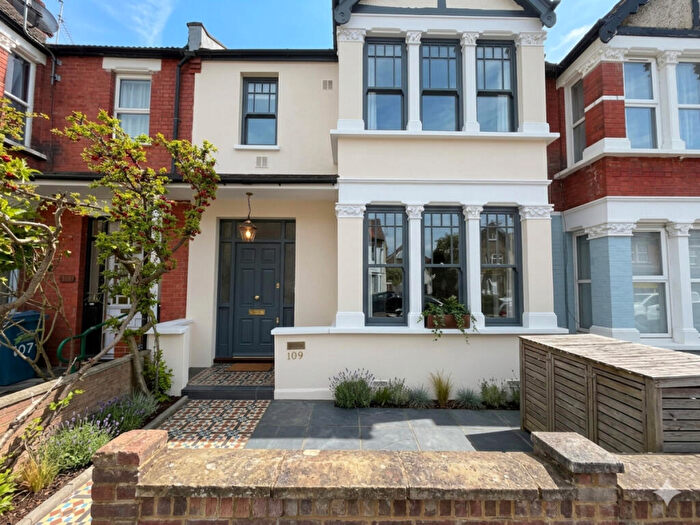 4 Bedroom Terraced House To Rent In Vaughan Road, Harrow, Middlesex, HA1