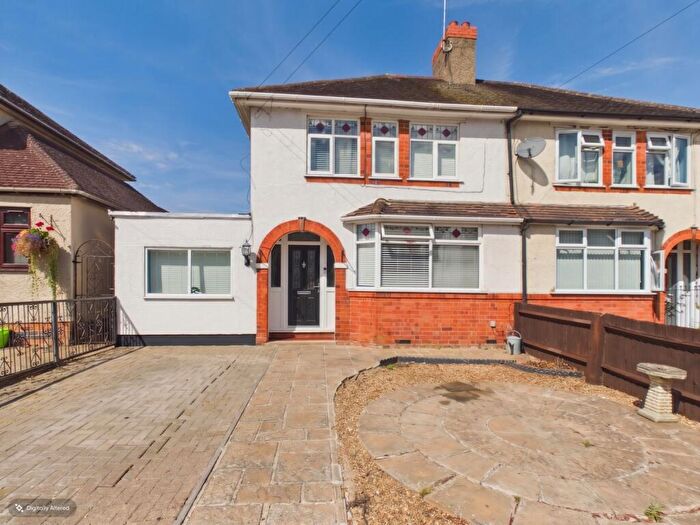 3 Bedroom Semi-Detached House For Sale In Briar Hill Walk, Northampton, Northamptonshire, NN4