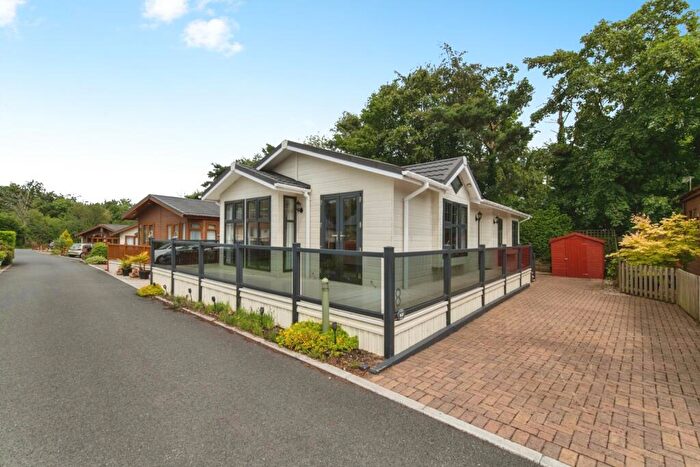 2 Bedroom Detached House For Sale In Long Range Park, Exeter, Devon, EX5