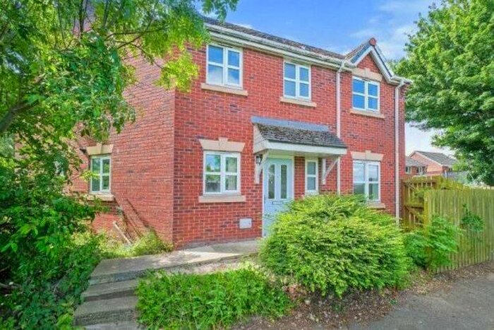 3 Bedroom Terraced House To Rent In Upper Mersey Road, Widnes, WA8