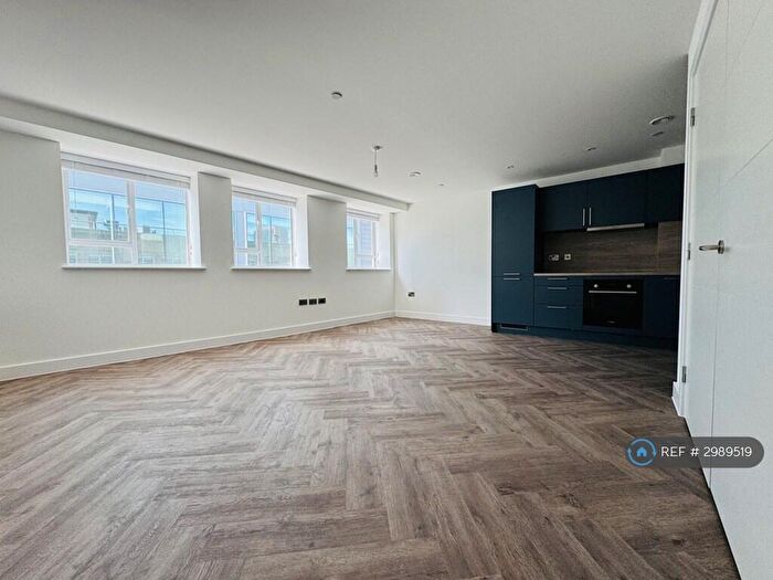1 Bedroom Penthouse To Rent In Fountain Court, Birmingham, B4