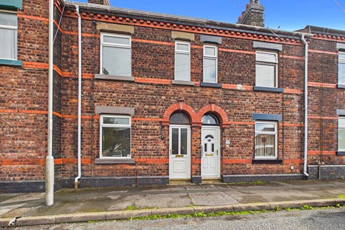 2 Bedroom Terraced House For Sale In Grosvenor Place, Carnforth, LA5