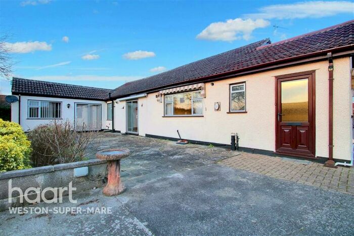 3 Bedroom Detached House To Rent In Kingsway, BS26