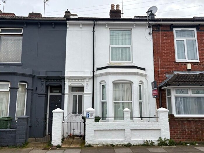 3 Bedroom Terraced House To Rent In Shearer Road, Fratton, PO1