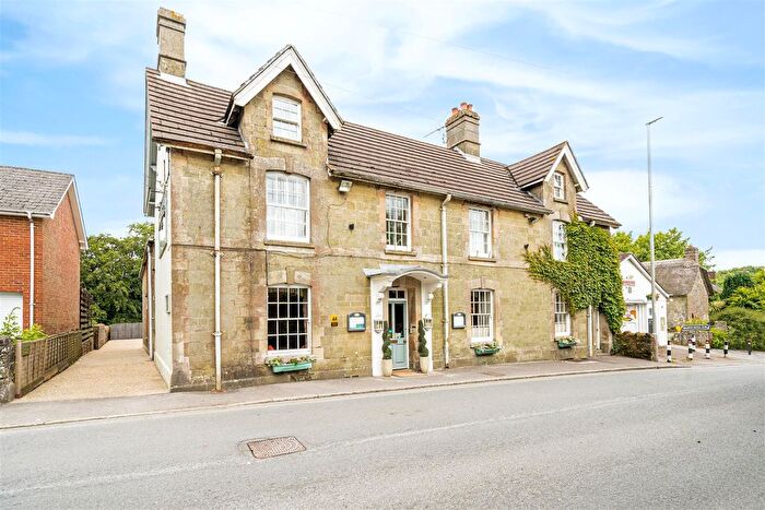 8 Bedroom Detached House For Sale In Bleke Street, Shaftesbury, SP7