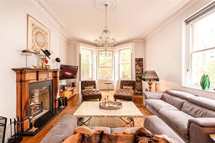 3 Bedroom Flat For Sale In Leamington Road Villas, Notting Hill, London, W11