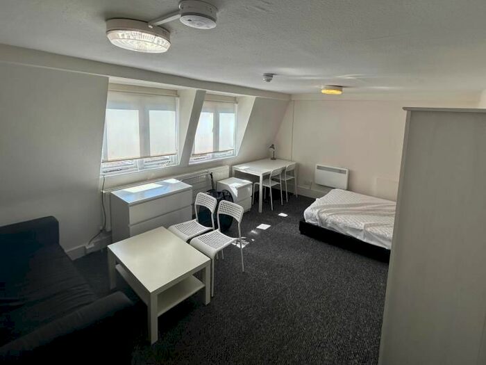 Studio To Rent In Crowndale Road, Camden, NW1