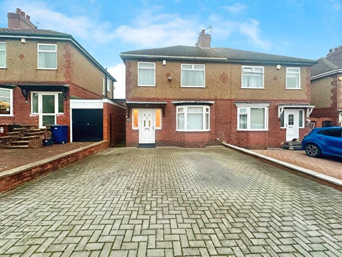 3 Bedroom Semi Detached House For Sale In Earls Drive, Newcastle Upon Tyne, NE15