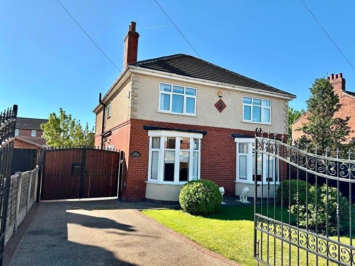 5 Bedroom Detached House For Sale In Oldfield Lane, Stainforth, Doncaster, DN7