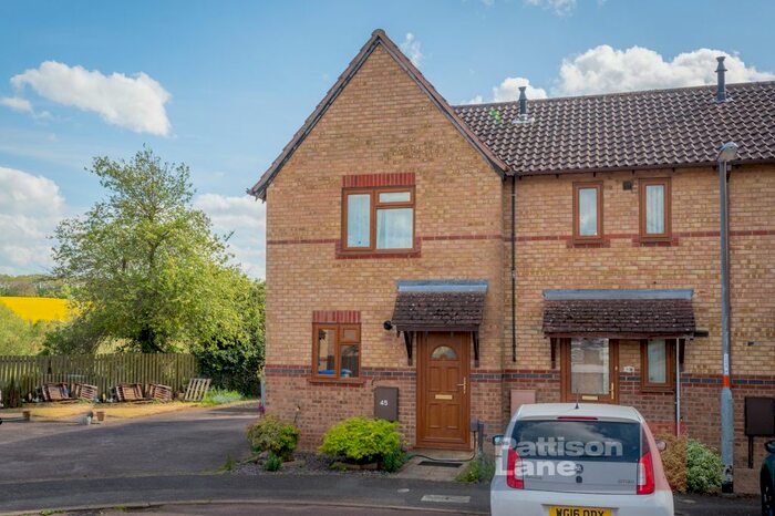 2 Bedroom End Of Terrace House For Sale In Sycamore Drive, Desborough, Kettering, NN14